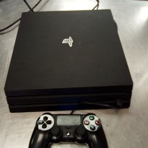 Ps4 pro + controller